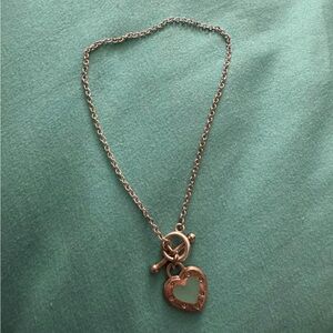 TIFFANY & CO. LOVE TIFFANY
BLUE HEART TAG BRACELET